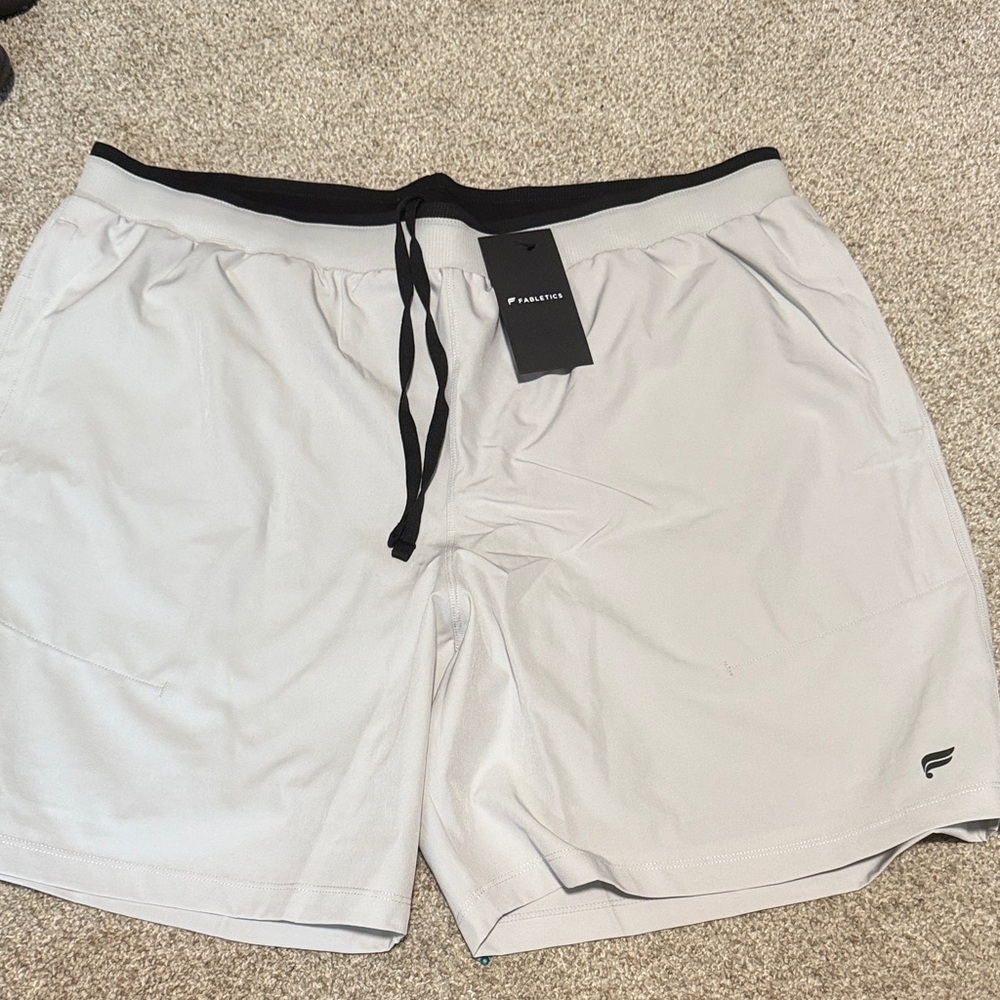 Fabletics Men's Light Gray Athletic Shorts